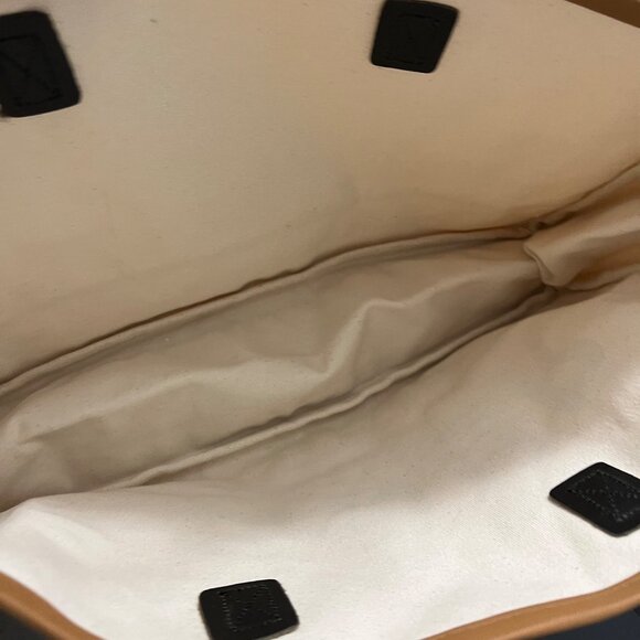 Santa Barbara Design Studio Womens Light Canvas Amour Tote Bag NWT - Picture 4 of 5